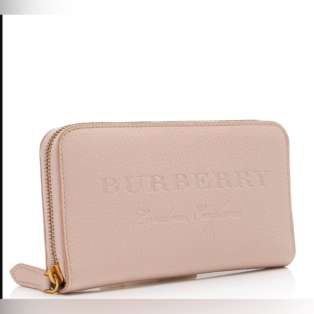 Authentic BURBERRY Grainy Calfskin Logo Embossed Zip Wallet - Picture 2 of 10
